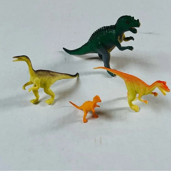 Dinosaur Action Figure Toy Lot of 4  Bright Color Multi Sizes Kids Toys Learning - Picture 9 of 9